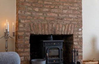 Cottage in Central Burbage Leicestershire - Photo 23