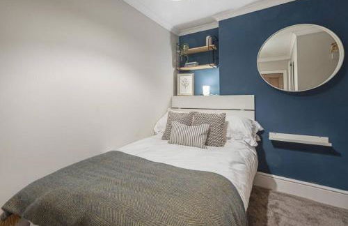 Glanrhyd Townhouse in Central Dolgellau with Parking and Bike Storage - Foto 10