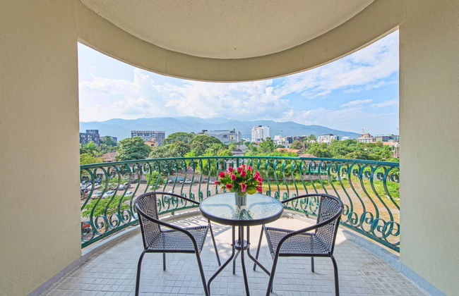 Hillside Plaza & Condotel 4 Downtown - Photo 80