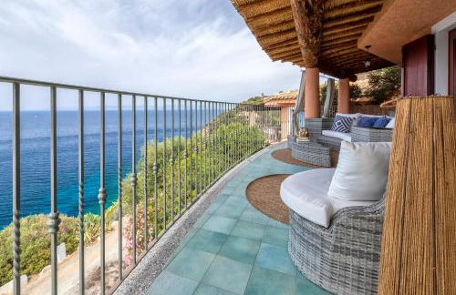 Villa Patty with infinity pool in front of the sea, parking and wifi - Foto 29