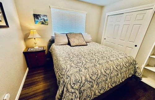 Lighthouse Suite Pet Friendly Hot Tub Sleeps 4 - Foto 2