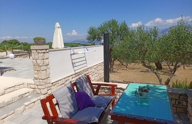 Mary: Relaxing With Pool - H - Foto 15