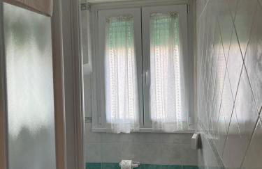 Intero Appartamento dei Pini - posto auto incluso - 4 piano senza ascensore - Foto 2