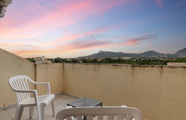 Sol y Mar Apartments - Photo 17