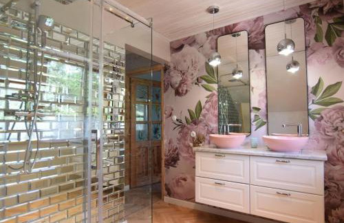 Large Holiday Villa With Sauna, Jacuzzi and Pool - Foto 44