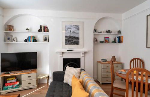 Finest Retreats - Centre View - Photo 8