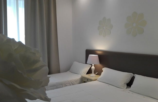 FLOS Guest House - Foto 1