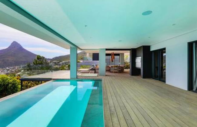 Luxurious Holiday Villa w Views Pool Jacuzzi Halo Villa - Photo 47