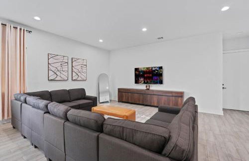 Mega Sized Luxury - Up to 24 Ppl - Downtown Access - Foto 78