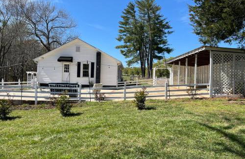 In the Woods by a Pond! Sugar Ranch Guest House! - Foto 56