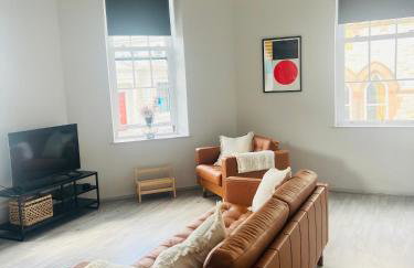 The Tower Suite - Town Centre, Spacious, 2 Bed, Sleeps 4 - Foto 14