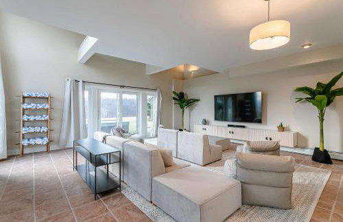 Luxury Lakeview Retreat Hot Tub Gym & Theatre - Foto 14