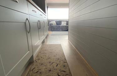 The Beehive -Stunning Views - Hot Tub - Romantic - Foto 9