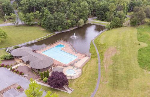 Fire Pit Arcade Games Deck Grill & Pool Access - Foto 32