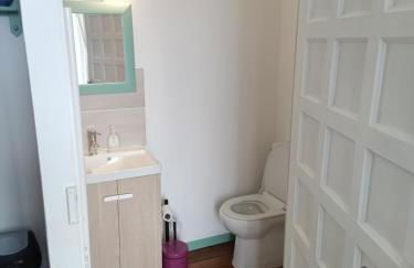 Appartement 35m2 a l'étage ,1 lit double - Foto 6