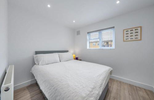 Modern Split Level 2BR Spacious Apt Maida Vale - Photo 22