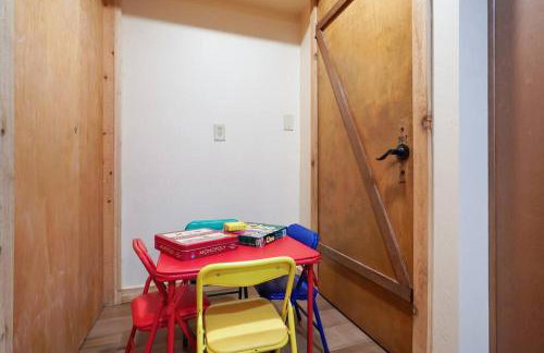 Beartooth Lodge with Hot Tub and Stuart Falls Views - Foto 13