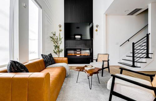 Urban Oasis with Top Houston Attractions nearby - Photo 10