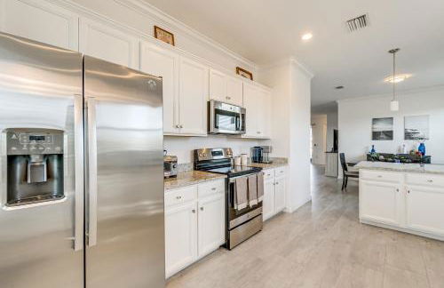 Pet-Friendly Port Charlotte Home with Pond Views! - Foto 12