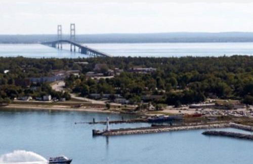 St Ignace Escape - Close to Ferry - Foto 5