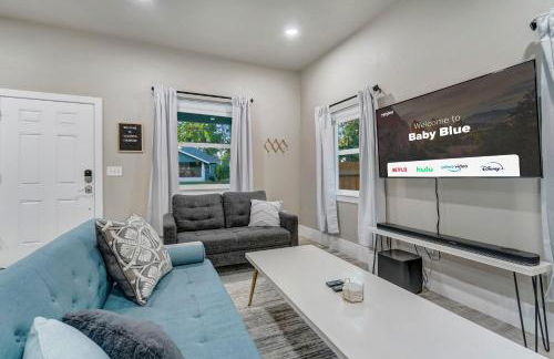 Baby Blue - Hot Tub Easy Access to Top Locations - Foto 12