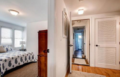 Recently Renovated LBI Apt with Deck on Beach Block! - Foto 14