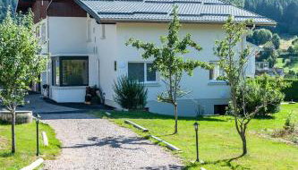 Entre Montagne et lac - vue lac - Foto 4, Garden, Garden view