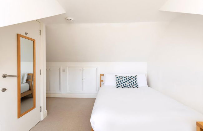 Spacious Apartment Near Portobello Road - Photo 10