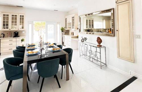 Luxury Oasis in Central Valley w Pool & Spa Topeka - Foto 21