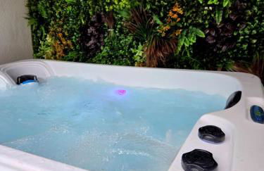 Jacuzzi & Jardin privé - Suite Tropicale - Foto 2