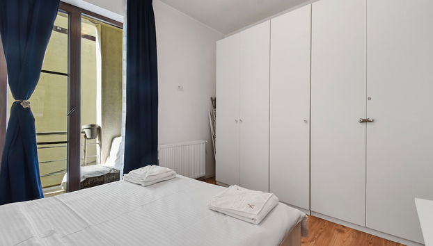 Bohemian Apartment with balconies - Foto 3, Habitación