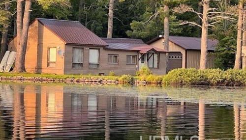 Sandy Lake Retreat - Photo 5