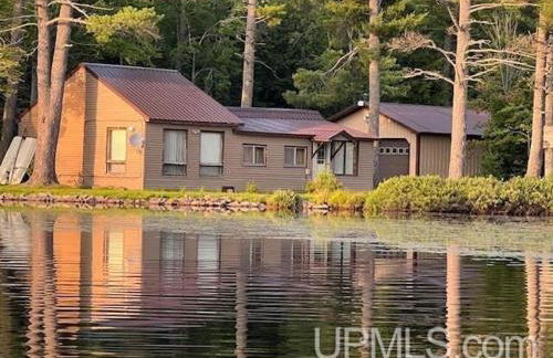 Sandy Lake Retreat - Photo 5