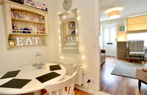 Caboodles Cottage - Photo 9