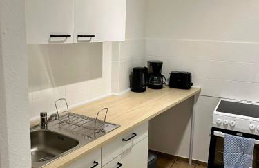 L5 Apartments - Ganze Wohnung, Küche, Bad, WLAN, Terrasse - Foto 4