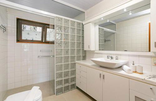 Casa em meio a natureza com vista para mar e lagoa - Foto 8