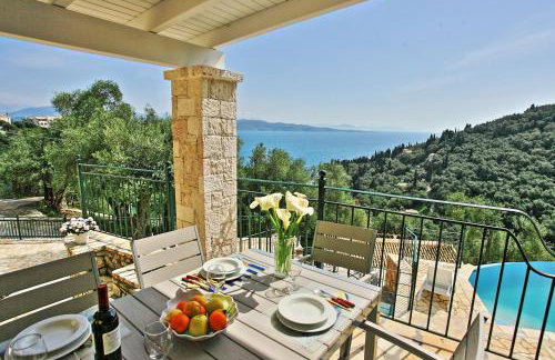 Villa Regina: Above Agni, superb views and pool - Photo 11