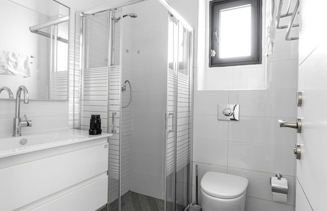 Sea-side 4 BR Apt with Gym - Foto 28