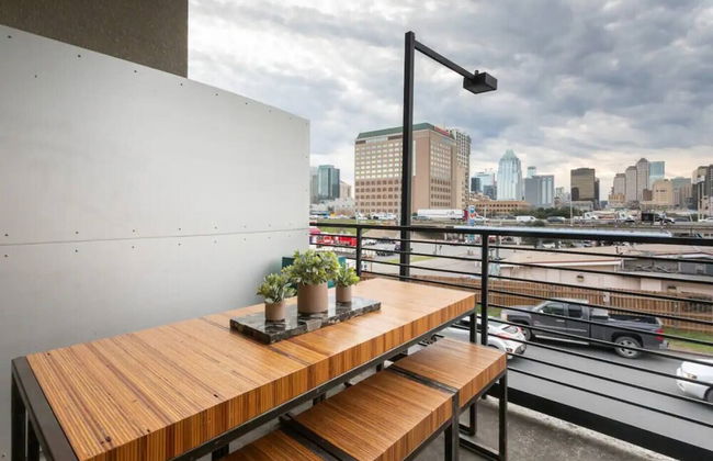 Swanky Townhome - Foto 16