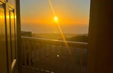 Charming 2BR Coastal Getaway in Pacifica - Photo 42