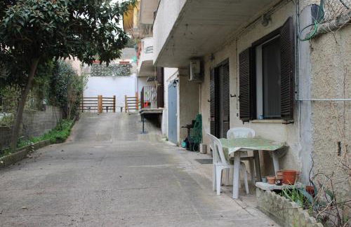Entire apartment in Panoramic Villa with Bathtub - Photo 27