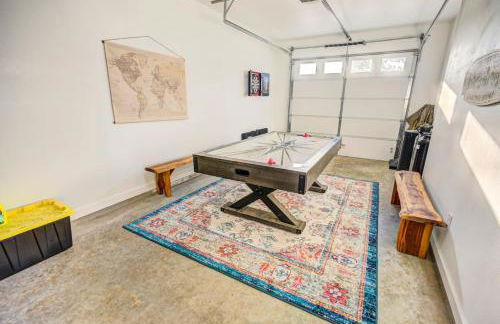 Winters Lodge at Little Ranches 5 min to Square - Foto 5