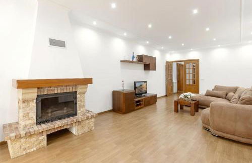 Casa das Grutas - Spacious villa with private parking - Photo 18