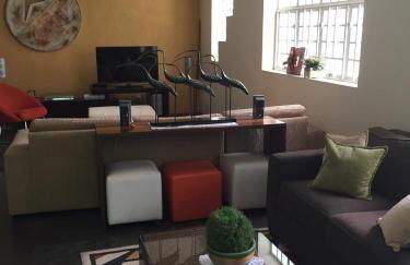 The grey house centrally located - Foto 20