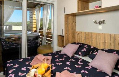 Cozy and Chic Little House with pool Ivinj - 4 - Foto 34