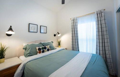 The BEST Tiny Home Loft and Private Yard - Foto 4