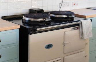 Luxury Beachfront Retreat for 14 with Hot Tub - Photo 18