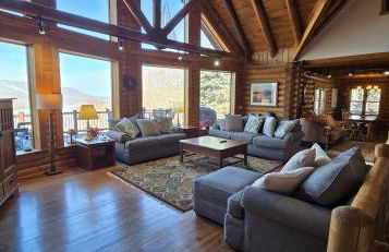 Coopers Run Five Bedroom Log Home with Hot Tub Pool Table and Views - Foto 10