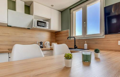 Sunset Duplex - Grand-Rond, Jardin des plantes, centre-ville, 2 BDRs 60m2, AC, Netflix - T3 60m2 avec clim - Foto 17