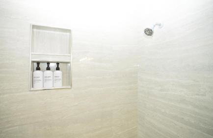 Modern Spacious 5BR Retreat -Games & Large Yard - Foto 39